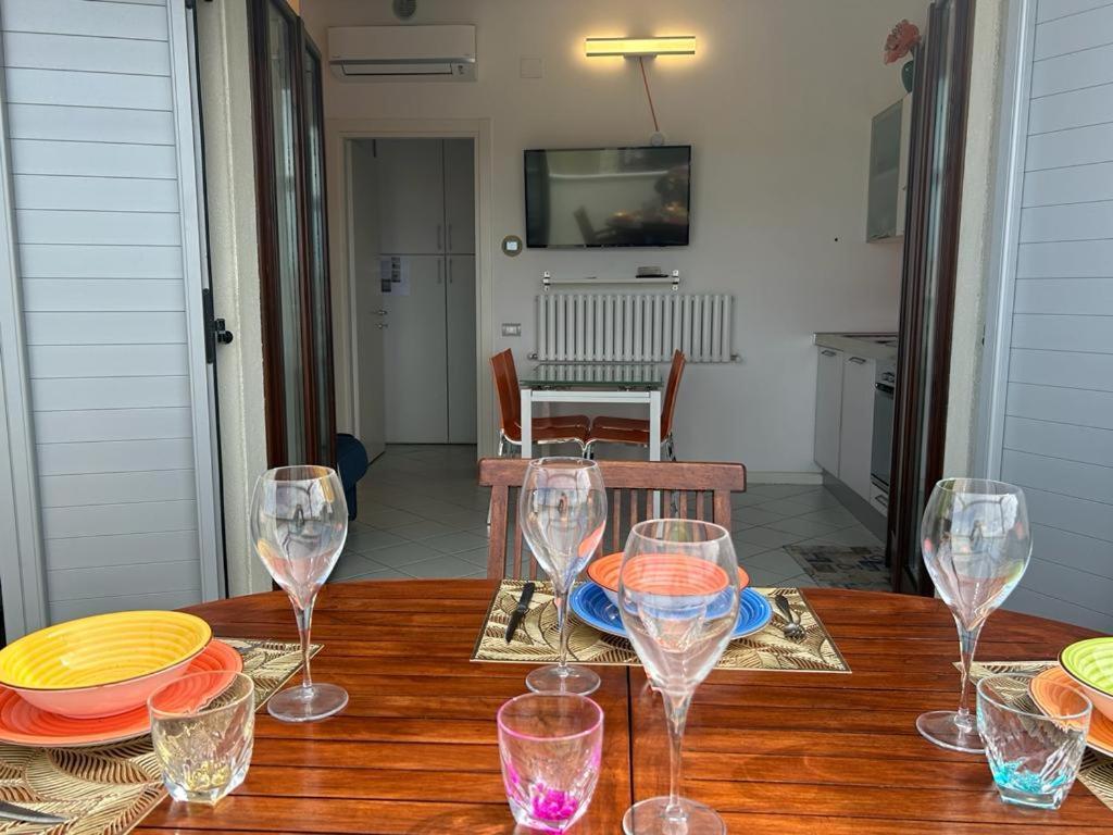 Nel Blu Dipinto Di Blu Porto Recanati Exterior foto